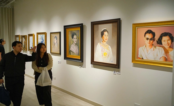 2 ศิลปินแห่งชาติ นำทัพสร้างสรรค์งานศิลป์ชั้นสูง น้อมรำลึกในพระมหากรุณาธิคุณ “สมเด็จพระพันปีหลวง"