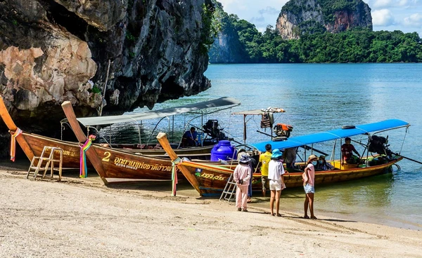 ท่องเที่ยวไทยชะลอตัว! นทท. ต่างชาติวูบ 23% ผลกระทบสู้รบตะวันออกกลาง