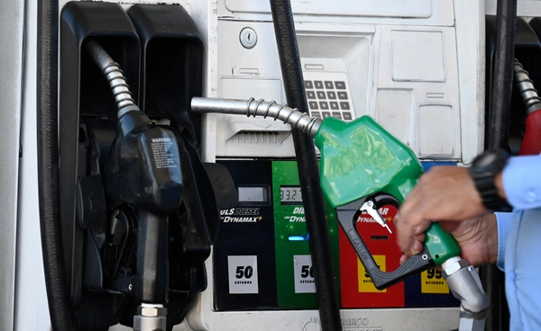 อิหร่านเตือน โลกเตรียมเผชิญกับราคาน้ำมันที่อาจพุ่งทะลุ 200 ดอลลาร์ต่อบาร์เรล 