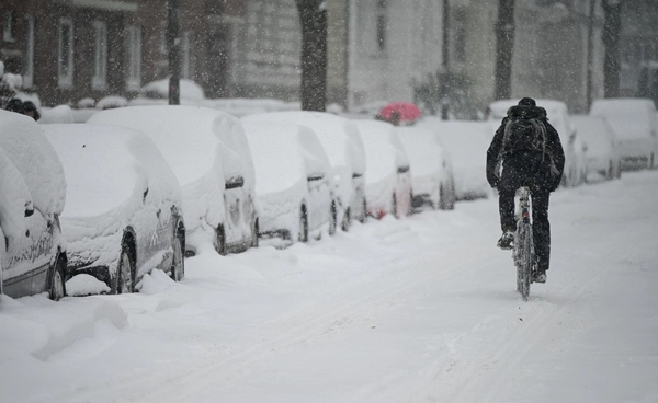 เยอรมนีสั่งปิดโรงเรียน 5,400 แห่ง  หวั่นอุบัติเหตุจาก “น้ำแข็งดำ”