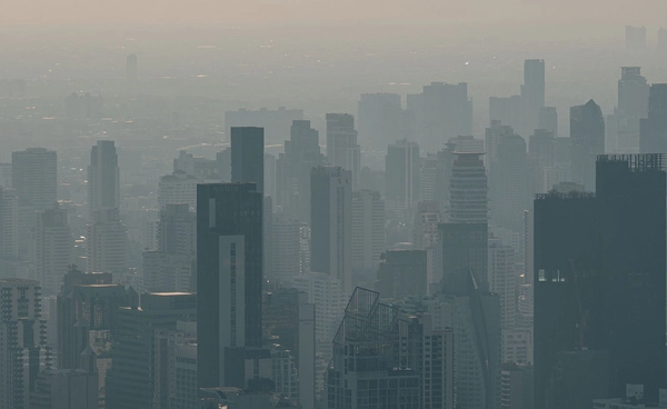  กทม. ค่าฝุ่น PM 2.5 วันนี้ พุ่งสูงเกินค่ามาตรฐานหลายพื้นที่ เขตลาดกระบัง กระทบหนักสุด 