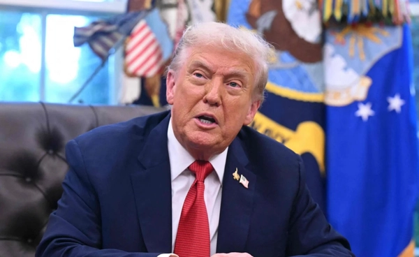 ทรัมป์ขู่ขึ้นภาษีประเทศที่ขายน้ำมันให้คิวบา