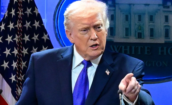 สมาชิกเดโมแครตอาจคว่ำบาตร ทรัมป์แถลงนโยบาย พร้อมร่วมชุมนุมกับเหยื่อ “เอปสตีน”