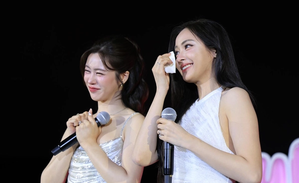 วิวาห์หวานแห่งปี “อุ้ม-แบม” ปิดโรงหนังลั่นระฆัง! ฉลองมงคลสมรส