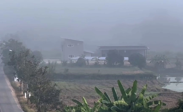 “ลำปาง” อากาศแปรปรวน  เจอทั้งฝน-อากาศหนาว