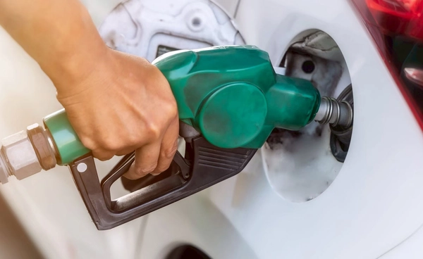 โพลเผยปชช.กังวลสงครามตะวันออกกลาง ดันราคาน้ำมันเชื้อเพลิงพุ่งสูง