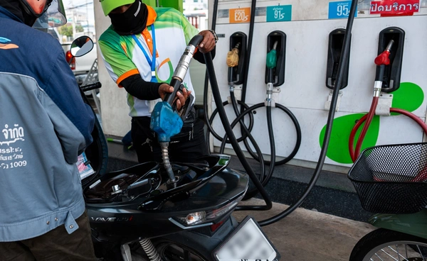 21 มีนาคม! น้ำมันขึ้นราคา ดีเซล 70 สต. - กลุ่มเบนซินโซฮอล์ 1 บาท