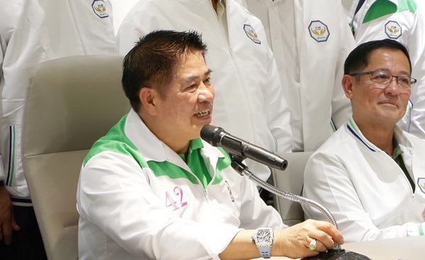 "ธรรมนัส" เหนื่อย! กธ.ยังหวังร่วมรัฐบาล 