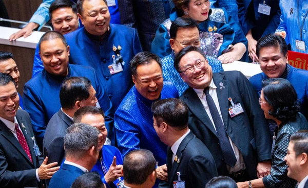 เปิดรายชื่อ ครม.อนุทิน 2 ครบ 35 คน เว้น 1 เก้าอี้สำรอง