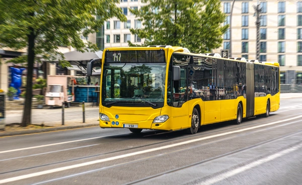 “ออสเตรเลีย” รับมือวิกฤตน้ำมัน เร่งผลักดัน “รถเมล์ไฟฟ้า” หลังดีเซลพุ่งลิตรละ 70 บาท!