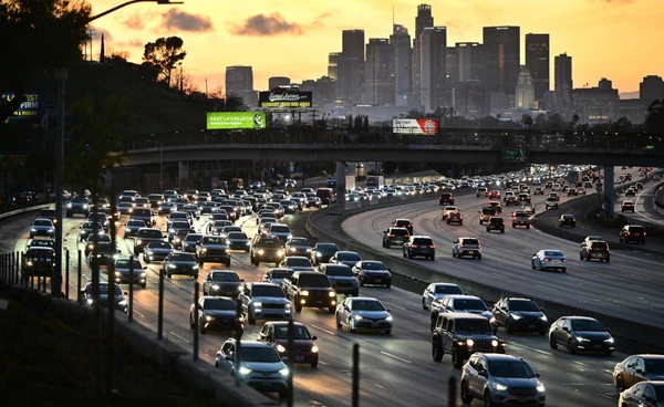 ทรัมป์เปลี่ยนคำสั่งโอบามาที่ชี้ขาดว่าก๊าซเรือนกระจกเป็นอันตรายต่อสุขภาพ