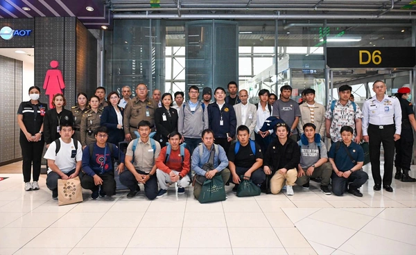 20 ลูกเรือ “มยุรี นารี” กลับถึงประเทศไทย เร่งช่วยเหลืออีก 3 คน