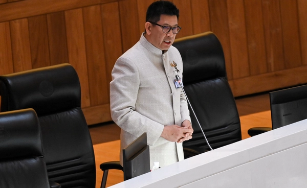 พ.ร.ก.กู้เงิน 5 แสนล้าน ดีหรือเสี่ยง? หากหนี้สาธารณะไทยเกิน 70% กระทบประชาชนยังไง?