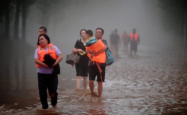 ฝนถล่ม “จีน” เสี่ยงน้ำท่วม  “อินเดีย” ร้อนแตะ 45 องศาฯ ส่วน “แคนาดา” หนาวผิดฤดู