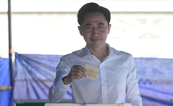 “ยศชนัน วงศ์สวัสดิ์” เข้าคูหาใช้สิทธิเลือกตั้งสส. และออกเสียงประชามติ 