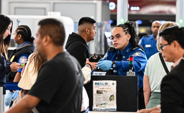 จะเกิดอะไรขึ้นหากสหรัฐฯ ส่ง ICE เข้าแทนที่เจ้าหน้าที่ TSA ในสนามบิน