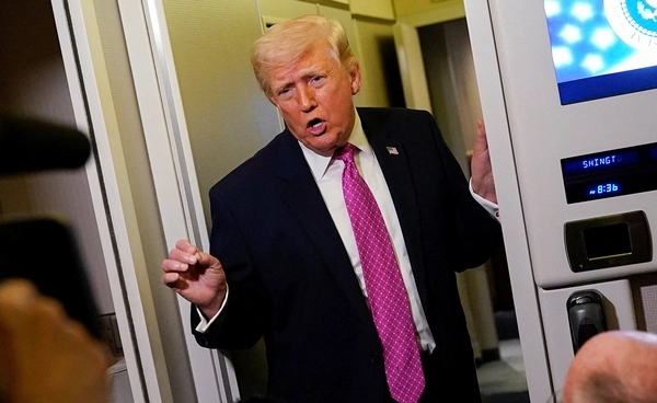 ทรัมป์พูดเอง "ต้องการน้ำมันอิหร่าน" ขู่ยึดเกาะคาร์ก อิหร่านโต้เพ้อฝัน