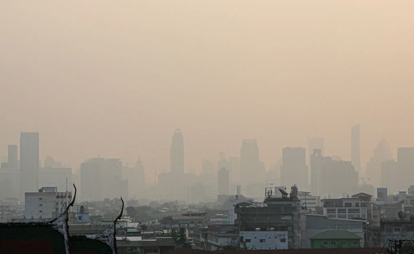 กทม. เขตไหนหนักสุด! เปิด 12 อันดับ ค่าฝุ่น PM 2.5 วันนี้สูงสุด กระทบต่อสุขภาพ