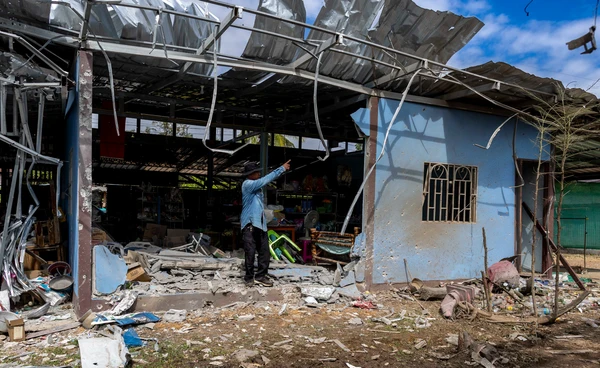 วิกฤตชายแดนไทย–กัมพูชา 2568 จากจับมือสู่เสียงปืน เขย่าต่อเนื่องถึงปี 2569