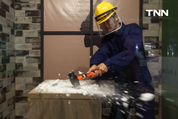 รูป-เครียดนักก็มาลงที่นี่ "อันธพาลตีเกมส์" ชูไฮไลต์โซนทุบรถและสนามมวย พื้นที่ปลอดภัยสำหรับคนอยากปลดปล่อยความเครียด-14