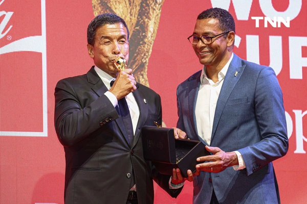 รูป-ถ้วย Original FIFA World Cup™ Trophy ถึงไทยแล้ว พร้อมเปิดให้ชมอย่างยิ่งใหญ่ 24 มกราคมนี้ ที่ไอคอนสยาม-8