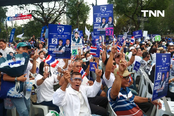 รูป-"อนุทิน" นำทัพใหญ่เปิดปราศรัยเวที กทม. ครั้งแรก-7