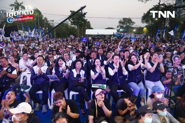 รูป-"อนุทิน" นำทัพใหญ่เปิดปราศรัยเวที กทม. ครั้งแรก-16