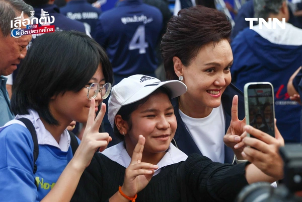 รูป-"อนุทิน" นำทัพใหญ่เปิดปราศรัยเวที กทม. ครั้งแรก-11