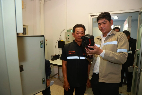 รูป-MEA ลงพื้นที่ กกต. สมุทรปราการ ยกระดับระบบไฟฟ้าขั้นสูงสุดรองรับการเลือกตั้ง-6