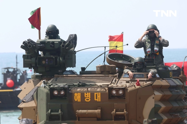 รูป-"ไทย-สหรัฐฯ-เกาหลีใต้-สิงคโปร์" ฝึกร่วมผสม คอบร้าโกลด์ 2026 ยกพลขึ้นบก โชว์ศักยภาพกำลังรบ 4 ชาติ-22