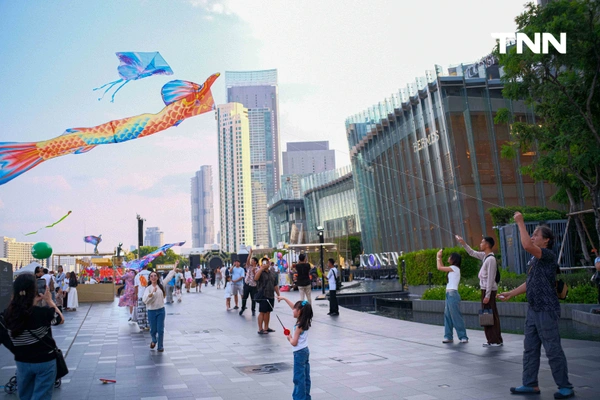 รูป-เล่นว่าวริมแม่น้ำเจ้าพระยา ICONSIAM SUMMER KITE PLAYGROUND 2026 สนุกกับว่าวหลากสีสันตลอด 10 วันเต็ม-9