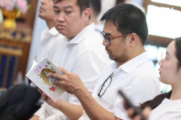 รูป-“เจ้าชายน้อย x วัดโพธิ์” คอลเลกชันการกุศลสุดอาร์ต พร้อมเปิดตัวหนังสือ “เจ้าชายน้อย” เวอร์ชันภาษาบาลี-13