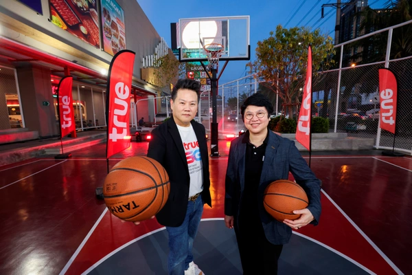 รูป-เหนือกว่าเกมกีฬา คือโอกาสที่เท่าเทียม...ทรู x โลตัส พลิก “ลานหน้าศูนย์การค้า”-5