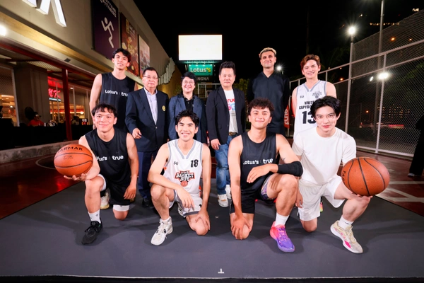 รูป-เหนือกว่าเกมกีฬา คือโอกาสที่เท่าเทียม...ทรู x โลตัส พลิก “ลานหน้าศูนย์การค้า”-6