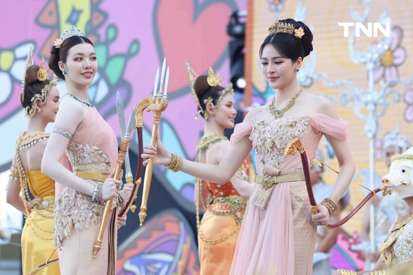 รูป-หลิง-ออม สวมบทเป็นนางรากษสเทวี นางสงกรานต์ประจำปี 2569 ในชุดไทยประยุกต์ร่วมฉลองวันปีใหม่ไทย-12