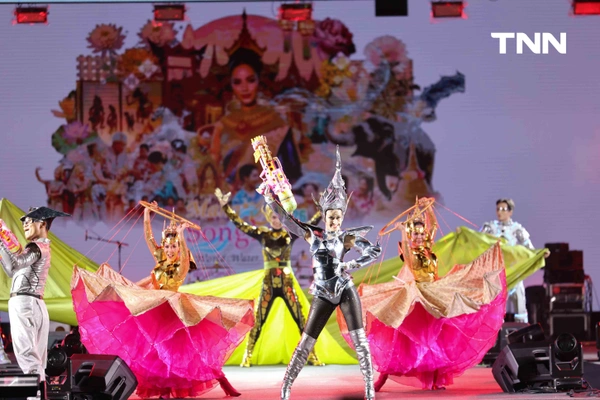 รูป-เริ่มแล้ว “Maha Songkran World Water Festival 2026” ณ สวนเบญจกิติ โชว์เสน่ห์ไทยร่วมสมัยสู่หมุดหมายเฟสติวัลระดับโลก-16