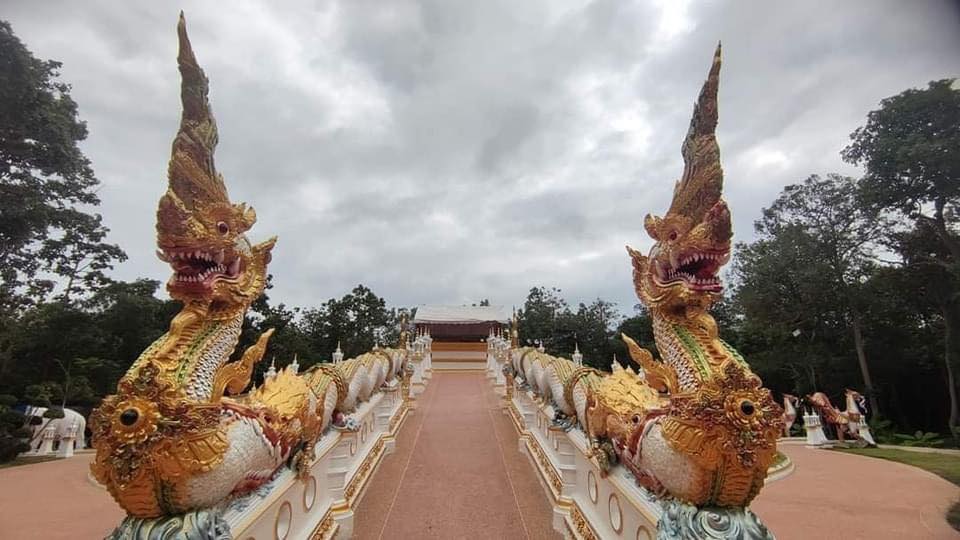 เปิดภาพเมรุชั่วคราว ถวายเพลิงสรีระสังขาร หลวงปู่แสง ญาณวโร  