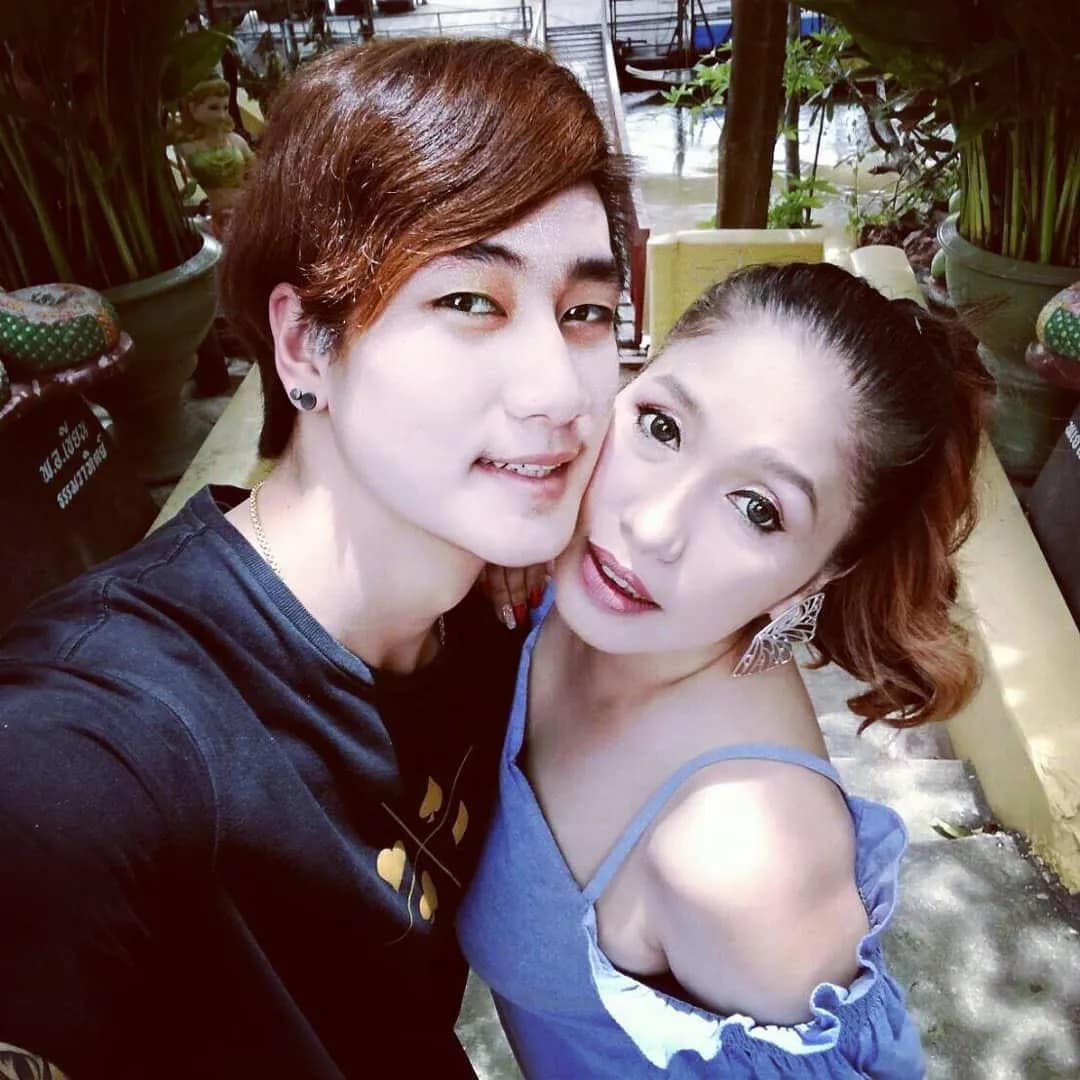 เดือดร้อนหนัก ฟร้อง ศุภกิจ ไม่จ่ายค่างวดบ้าน-รถจนถูกยึด ด้าน เอ้ ชุติมา เผยมีหลักฐานพร้อมเตรียมตั้งโต๊ะแถลงข่าว เดือดร้อนหนัก ฟร้อง ศุภกิจ ไม่จ่ายค่างวดบ้าน-รถจนถูกยึด ด้าน เอ้ ชุติมา เผยมีหลักฐานพร้อมเตรียมตั้งโต๊ะแถลงข่าว