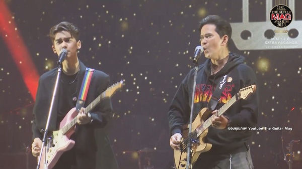 คนของเธอ “ทิกเกอร์ อชิระ” ภูมิใจร้องเพลงนี้ร่วมกับ “พ่อแมว”    (มีคลิป)