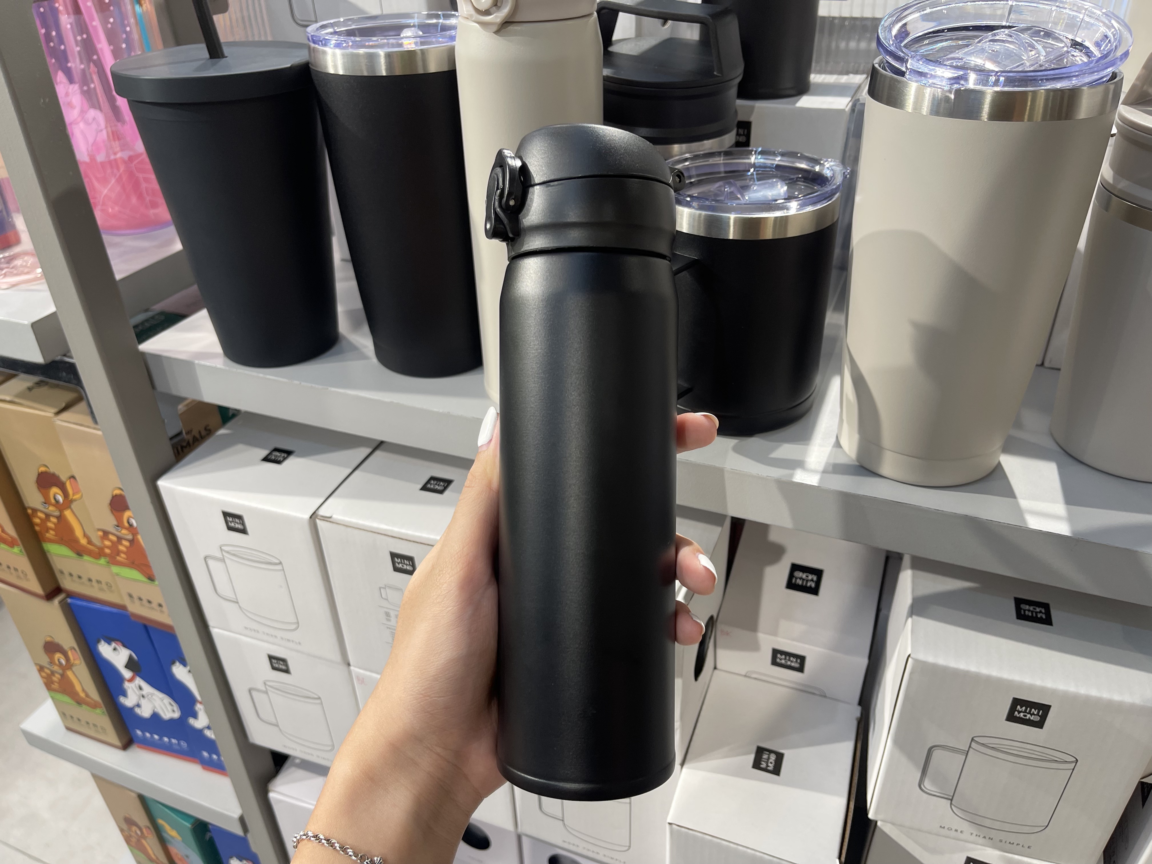 11 ไอเดียของขวัญจับฉลากปีใหม่ 2023 โดนใจผู้ให้ ถูกใจผู้รับ 11 ไอเดียของขวัญจับฉลากปีใหม่ 2023 โดนใจผู้ให้ ถูกใจผู้รับ