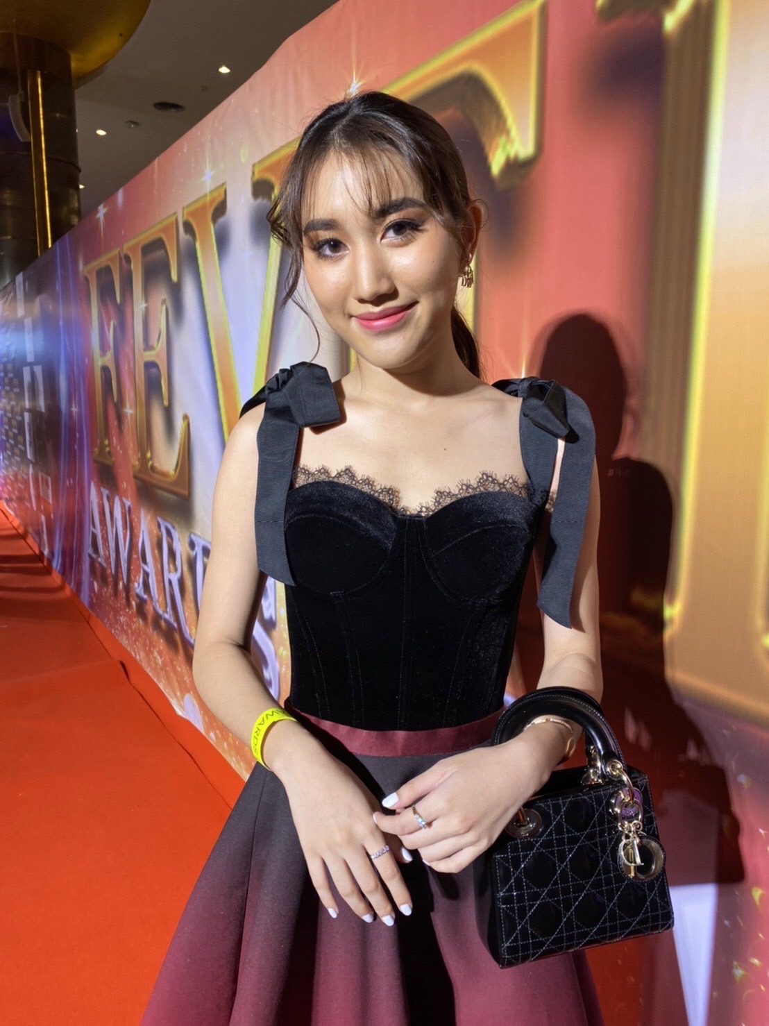 เบส รักษ์วนีย์ เมินกระแสเปย์เงิน ตงตง หนัก เพื่อสร้างคอนเทนต์