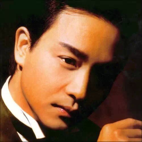 รำลึก 'เลสลี่ จาง'!! สุดยอดดาราศิลปินฮ่องกง จากไปแล้ว 20 ปี แฟนๆ ยังไม่ลืม รำลึก 'เลสลี่ จาง'!! สุดยอดดาราศิลปินฮ่องกง จากไปแล้ว 20 ปี แฟนๆ ยังไม่ลืม