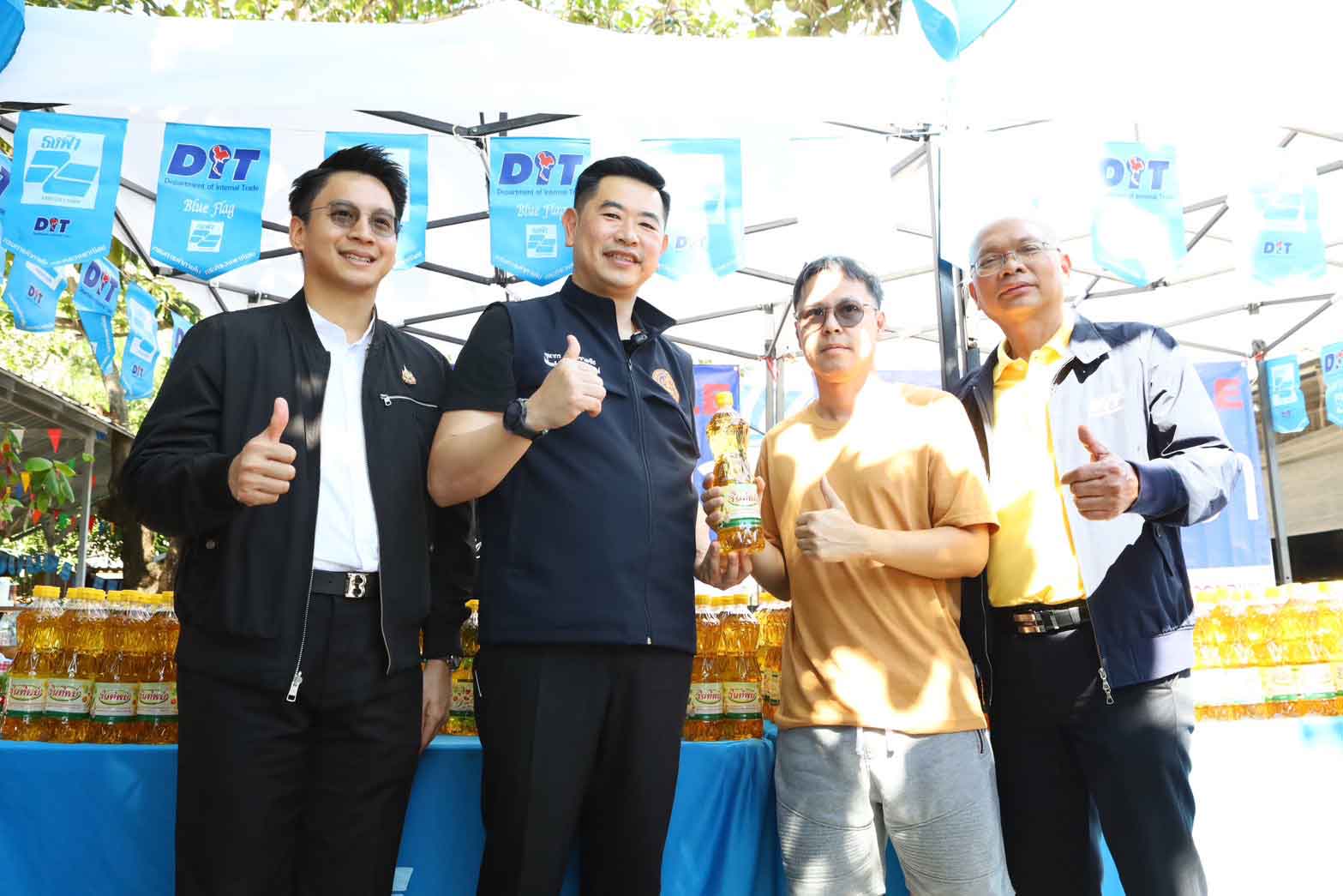 ปีใหม่ 2568 ชวนมาเที่ยวชม ชิม ช้อปสินค้าที่ “ตลาดต้อง ชม” ทั่วประเทศ