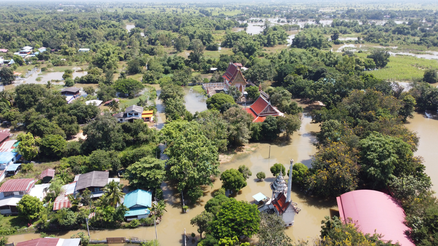 โคราชอ่วม! ลำน้ำมูลทะลักท่วมบ้านโนนสูงกว่า 200 หลังคาเรือน โคราชอ่วม! ลำน้ำมูลทะลักท่วมบ้านโนนสูงกว่า 200 หลังคาเรือน