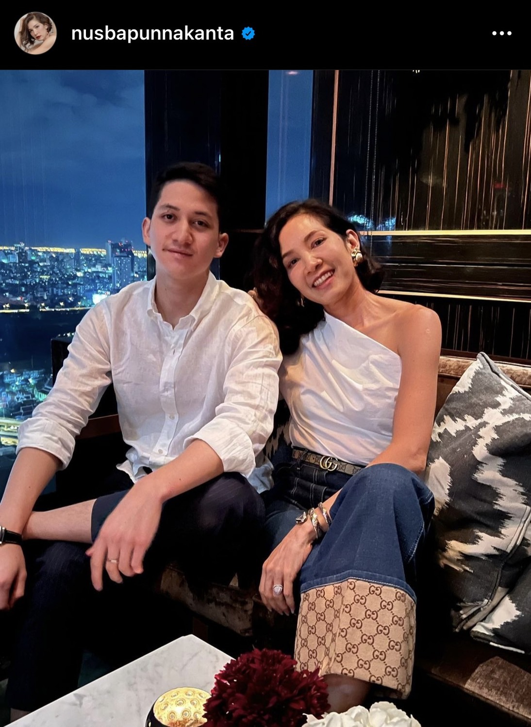 เปิดภาพสุดอบอุ่น นุสบา พาลูกชายมอบของขวัญให้คุณยายในวันปีใหม่ เปิดภาพสุดอบอุ่น นุสบา พาลูกชายมอบของขวัญให้คุณยายในวันปีใหม่