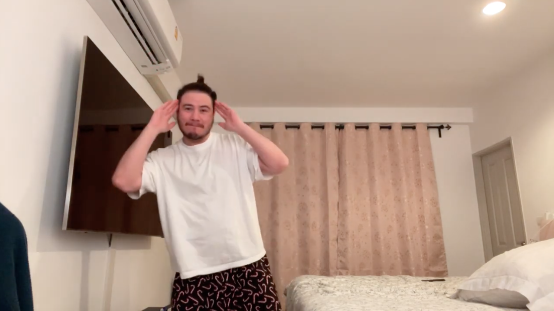 เต้นแซมบ้า-แจกมินิฮาร์ท!! 'ฟาน สเตฟาน' ฉลอง 'บราซิล' ชนะ 'เกาหลีใต้' เข้ารอบบอลโลก เต้นแซมบ้า-แจกมินิฮาร์ท!! 'ฟาน สเตฟาน' ฉลอง 'บราซิล' ชนะ 'เกาหลีใต้' เข้ารอบบอลโลก