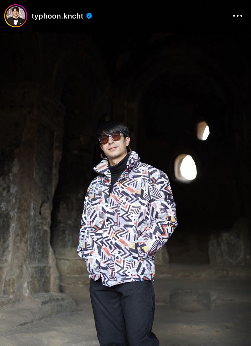 ของขวัญครบรอบ 10 ปี! ไต้ฝุ่น คุกเข่าขอแฟนสาวแต่งงาน 