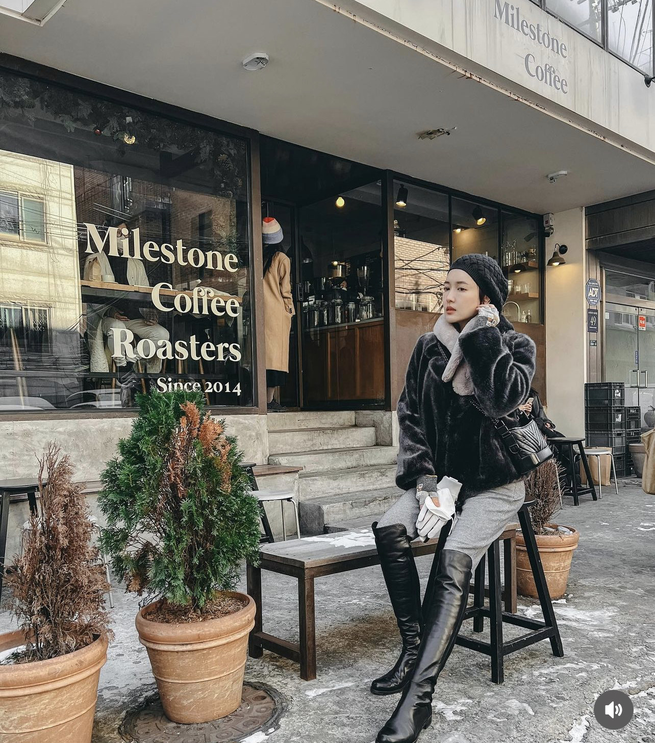 เกาหลีไม่หนาวแล้ว! เต๋า เศรษฐพงศ์ ควงแฟนสาวสวีทหวานท้าลมหนาว เกาหลีไม่หนาวแล้ว! เต๋า เศรษฐพงศ์ ควงแฟนสาวสวีทหวานท้าลมหนาว