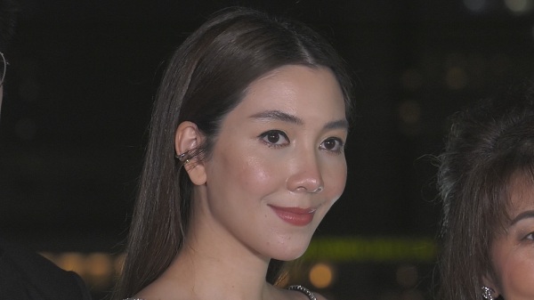  “วุ้นเส้น” ไม่หวั่นเจอกระแสดราม่าแจกกล่องสุ่ม (มีคลิป)