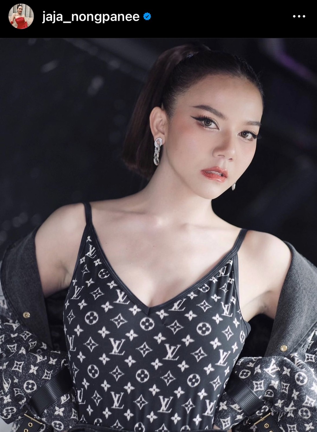 จ๊ะ นงผณี แจงชัด ไม่รู้จักสามีหยาด ที่โพสต์เพราะโดนโกงจากพวกคนเลว!!